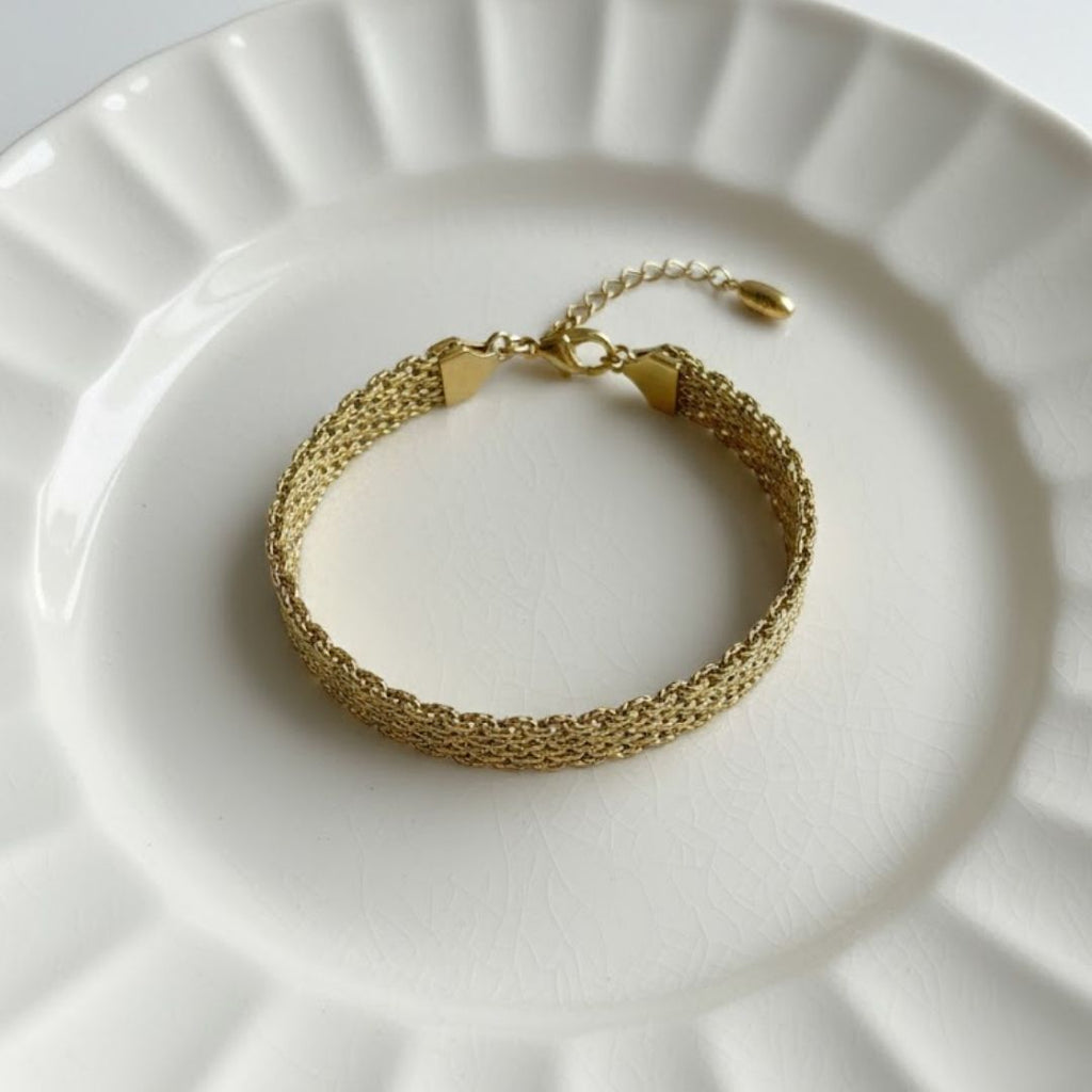 Bold Golden Bracelet