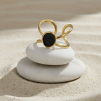 Modern Black ring - 18 Carat Gold (Demi Fine)