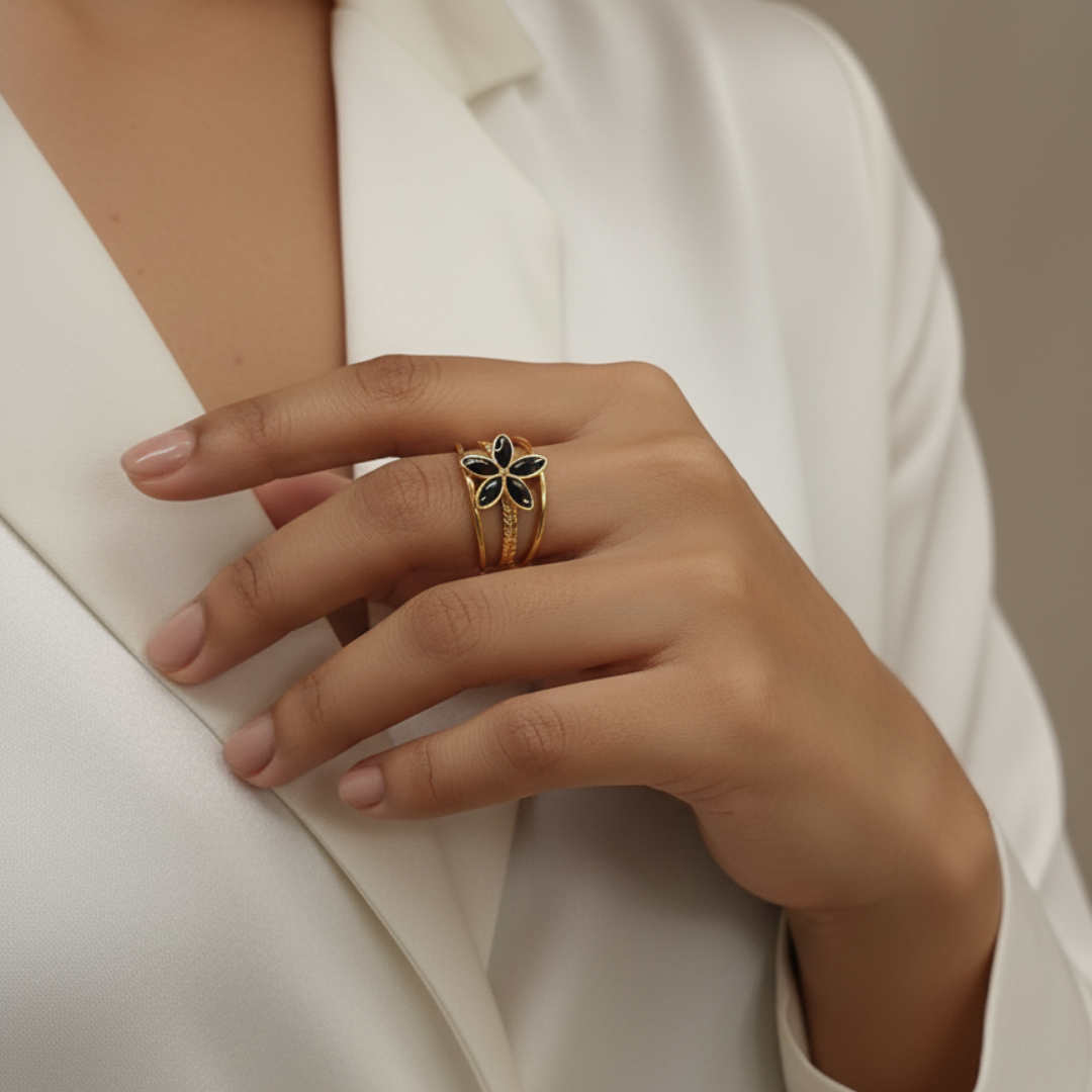 Black Bloom Charm Ring