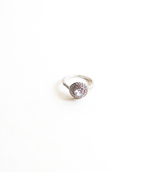 Dainty Star Ring