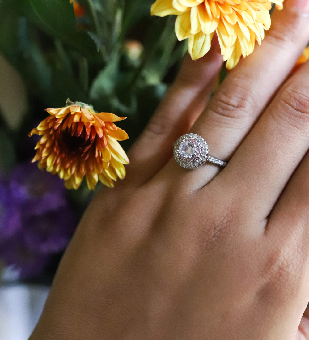 Dainty Star Ring