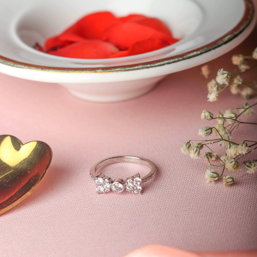 Silver Bow Zircon Ring