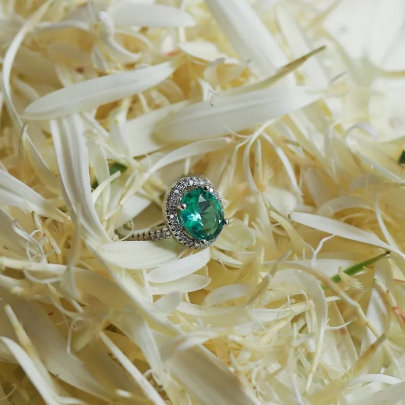 Oval Emrald Zircon Halo Ring