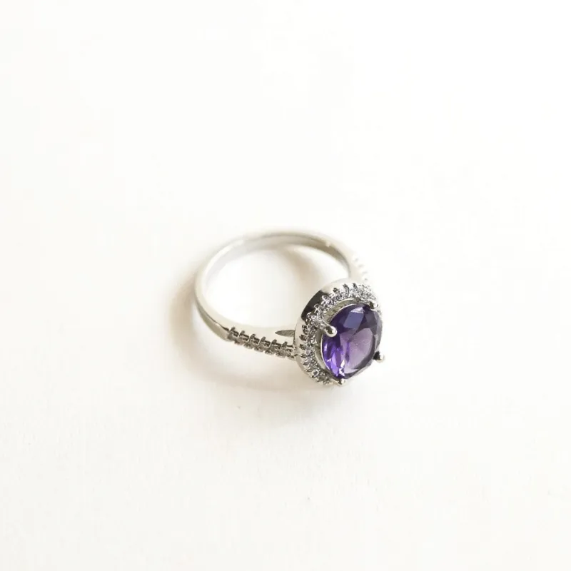 Oval Purple Zircon Ring