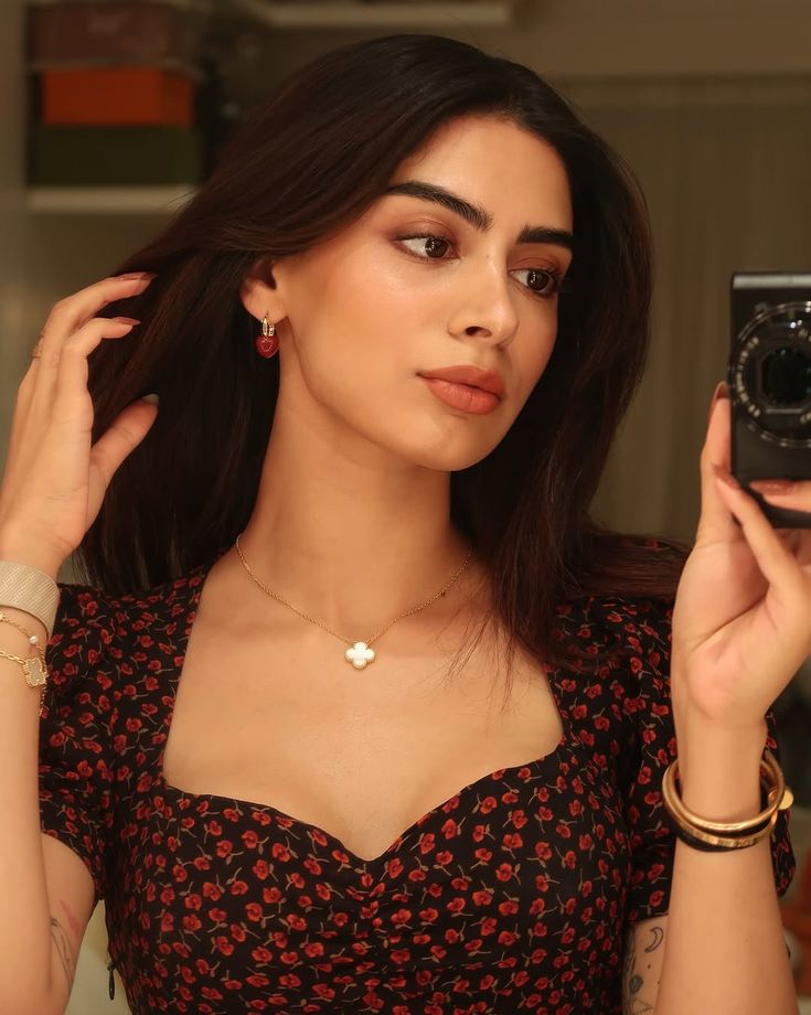 Khushi Kapoor