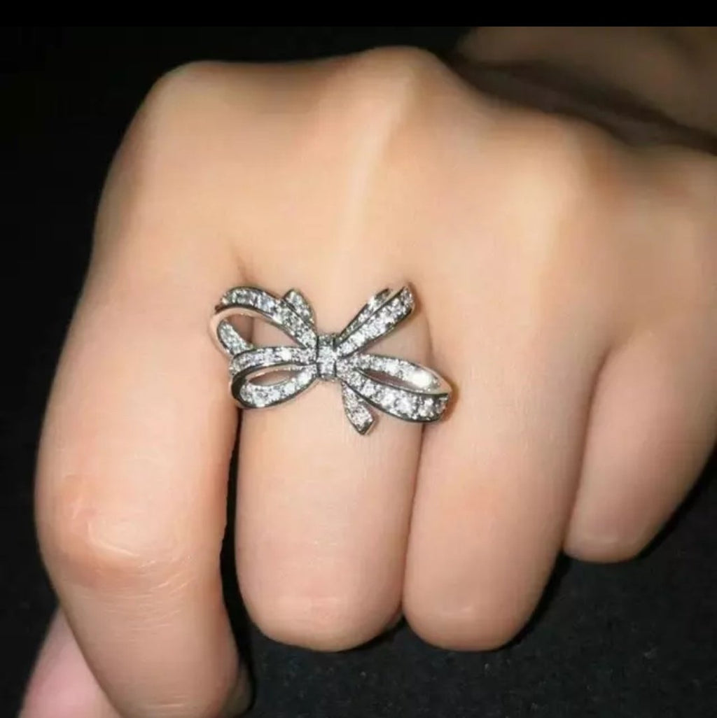Zircon Ribbon Knot Ring