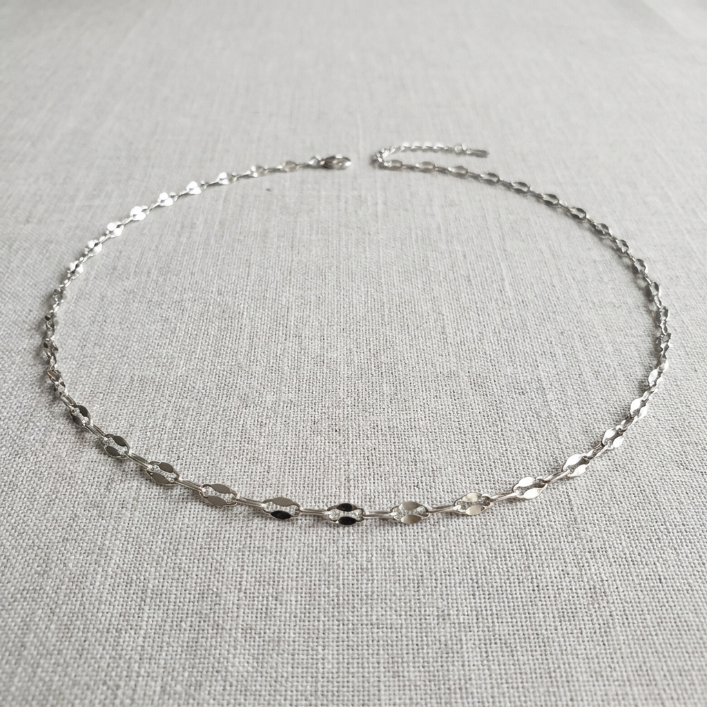 Twisted Silver Glow Waist Chain